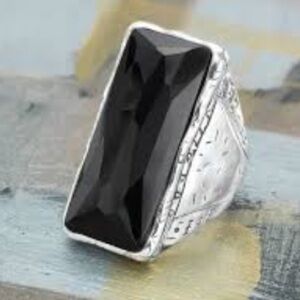 Ring Silpada Black Tie Ring. Onyx and Sterling Silver size 9 1/2